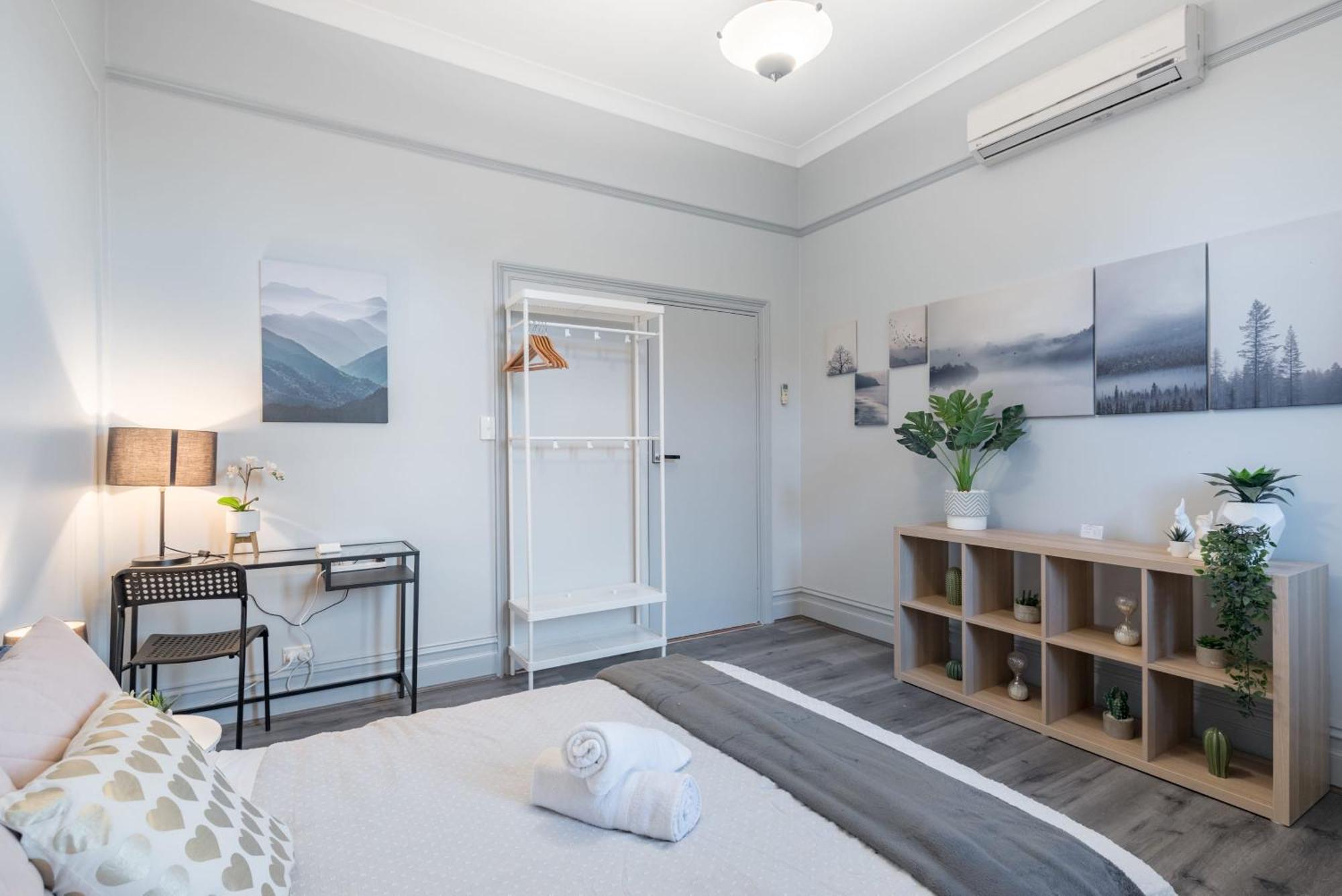 Guest house Tranquil Double - Next To Bus Station & Park & Chinatown - Shared Bathroom