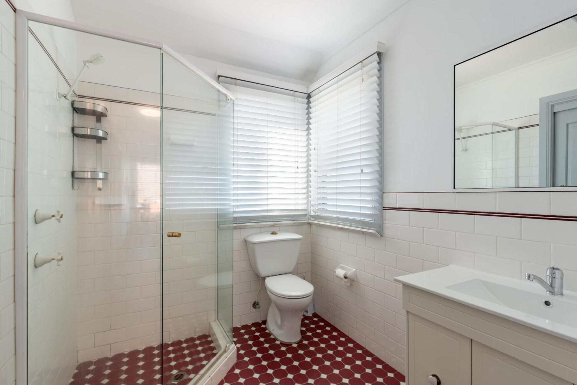 Tranquil Double - Next To Bus Station & Park & Chinatown - Shared Bathroom